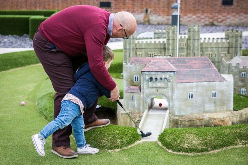 Leeds Castle Admission - Ultimate Explorer Tickets 2