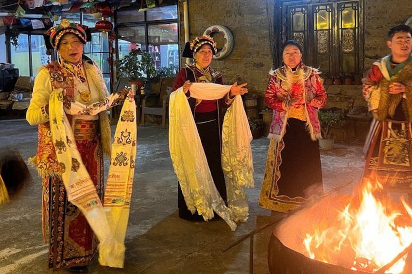 Tibetan Day Trip to Tibetan Village from Chengdu 1