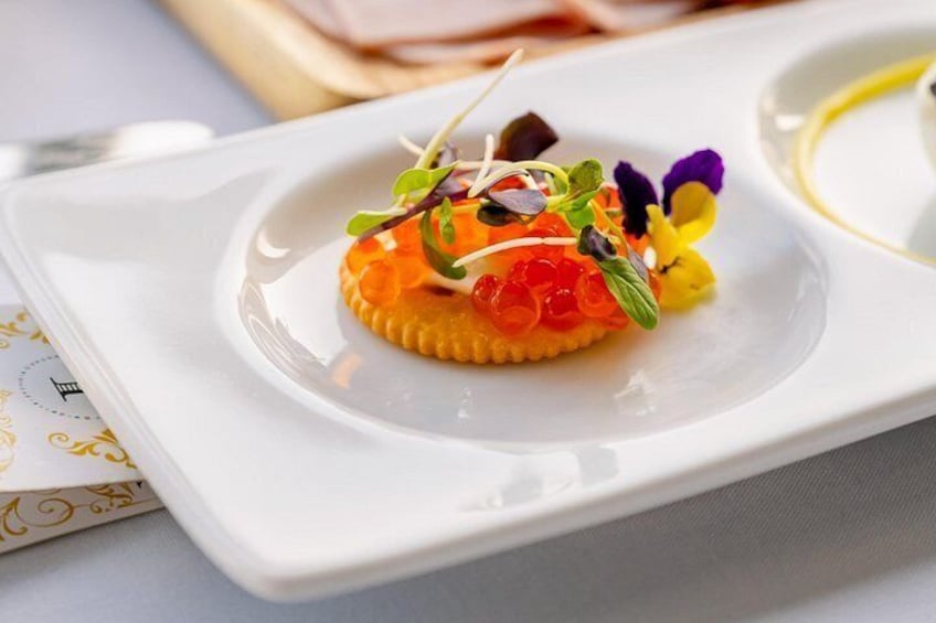 Assiette de Caviar Traditionnelle 4