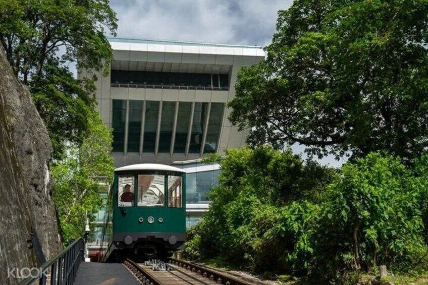 The Peak Tram & Sky Terrace 428 Ticket in Hong Kong 3