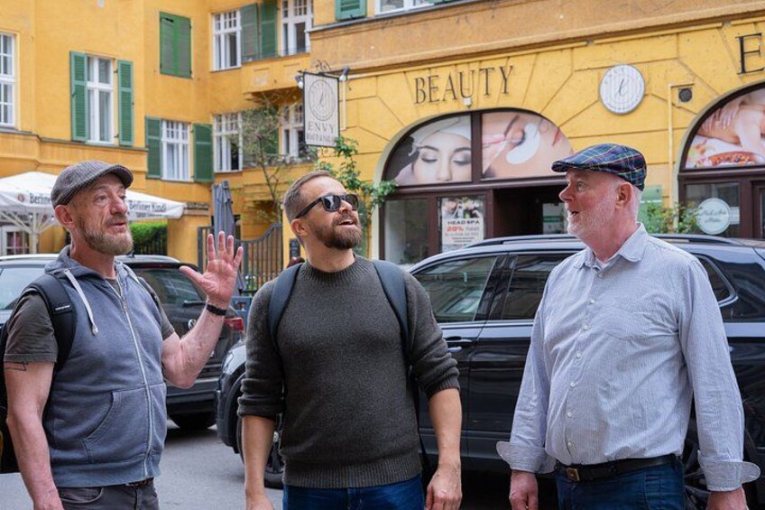 Berlin Food Tour with Full Meal & Drinks by Do Eat Better 4