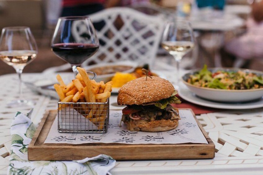 Burgers for lunch 3