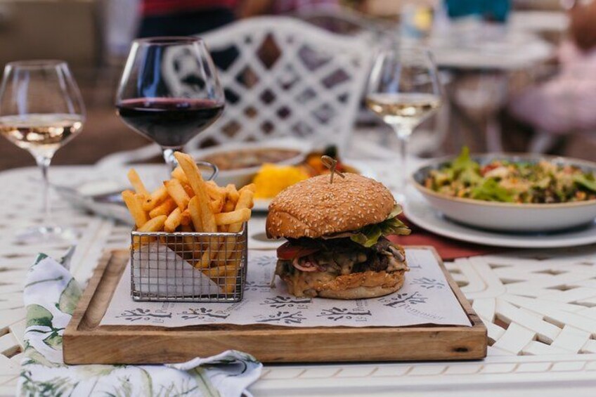 Burgers for lunch 3
