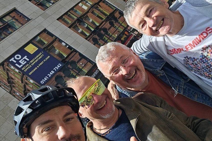 The Essential Bike and E Bike Tour of Glasgow Center and Beyond 3