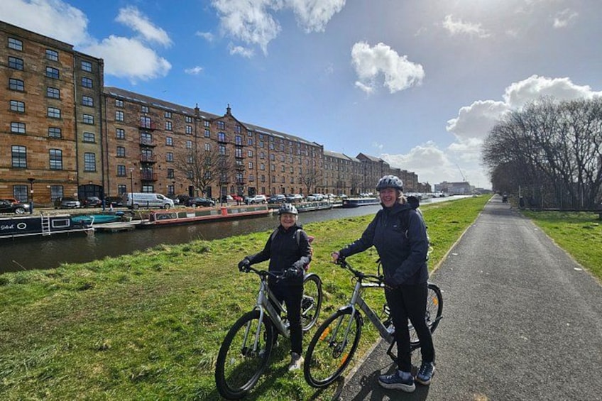 Glasgow Small Group E Bike Tour: Highlights & Hidden Corners 5