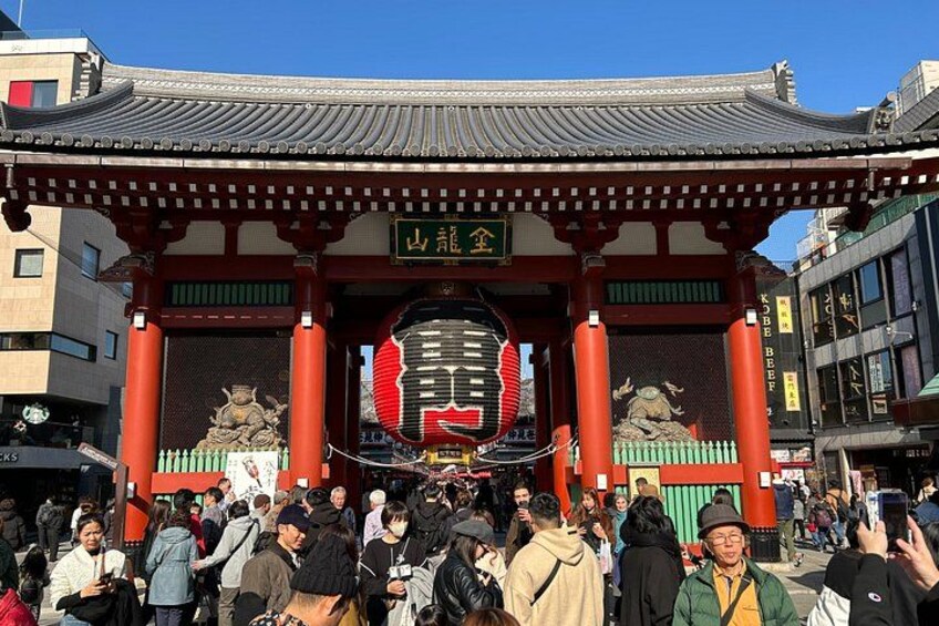 Discover the hidden gems of Tokyo:Private Tour with a Local Guide 1