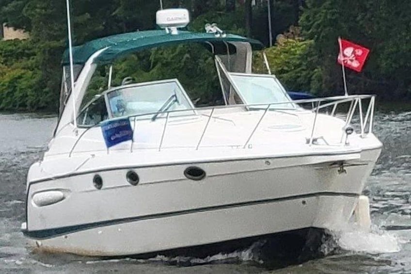 Happy hour cruiser 1