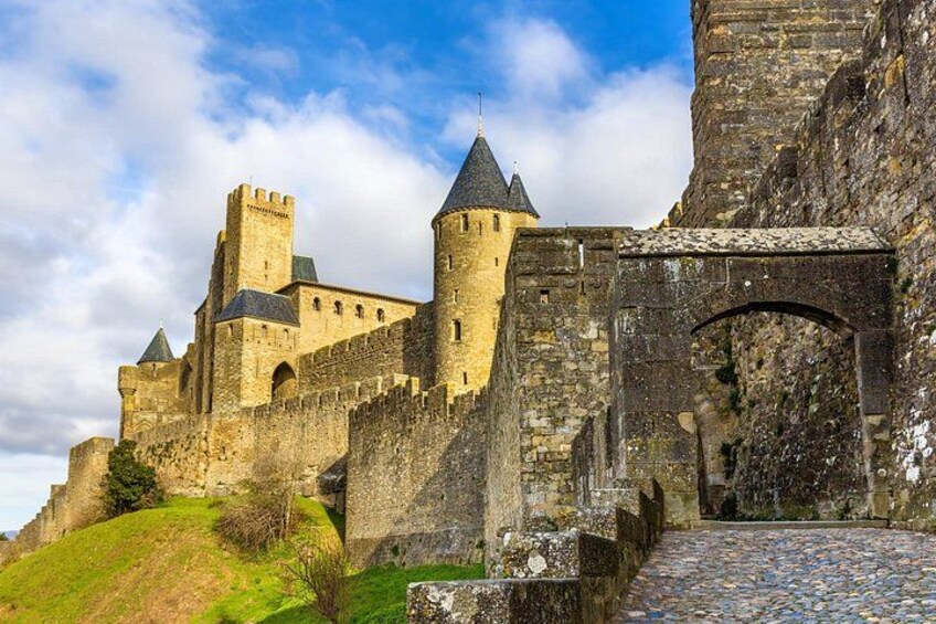 Explore Carcassonne in 60 minutes with a Local 2