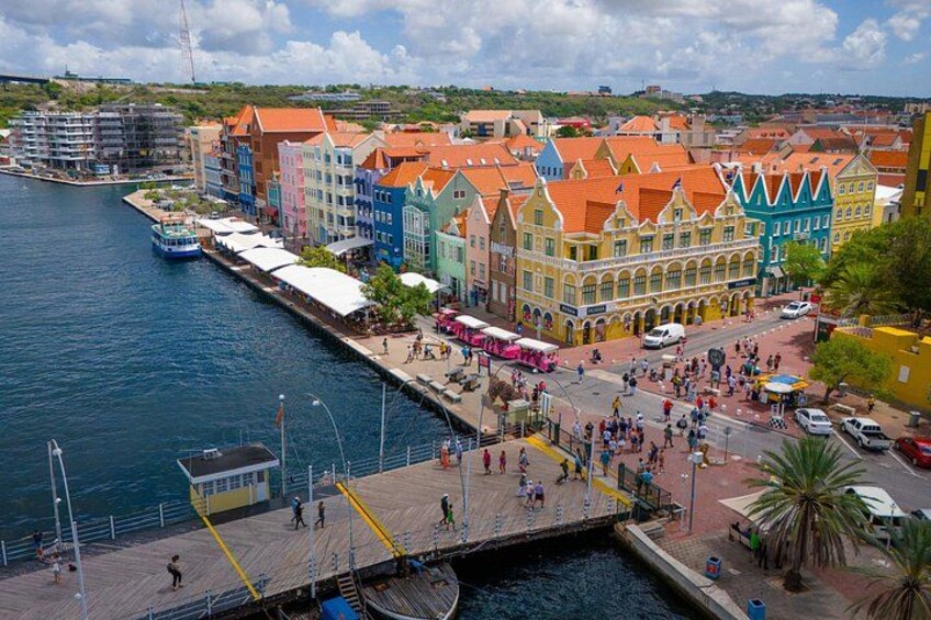 Curaçao tours Trolley Train City Centre in Curacao 5