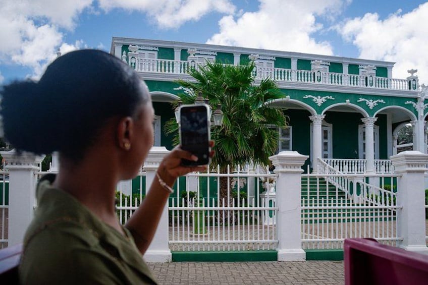 Curaçao tours Trolley Train City Centre in Curacao 4