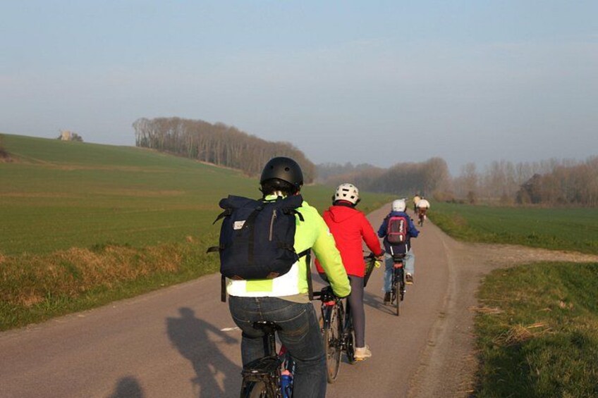 D-Day Private Full-Day E-Bike Tour: Omaha Beach & Pointe du Hoc 5