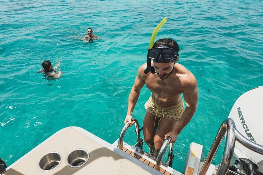 Snorkeling in Santa Maria Island of Salt 3