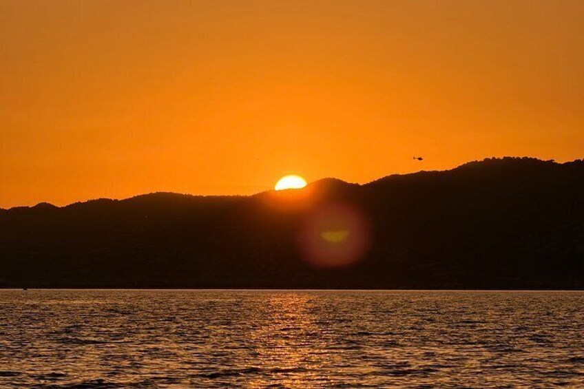 Sunset Sailing Cruise with aperitif at the Island 4