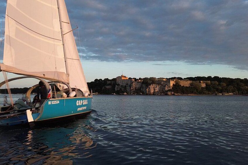 Sunset Sailing Cruise with aperitif at the Island 5