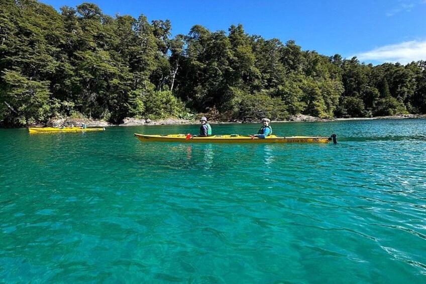Guided Half Day Kayak Tour with Picnic in Villa la Angostura 2