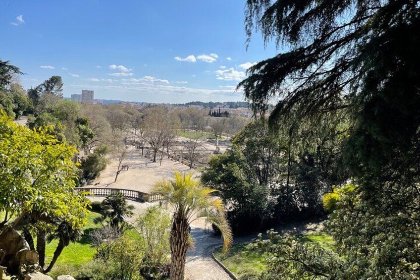A tour of Nimes tailor-made 5