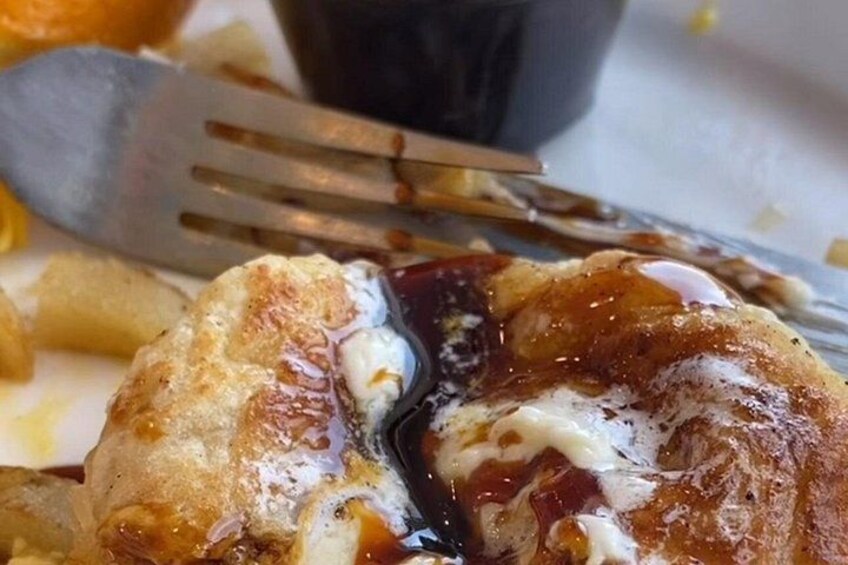 Your traditional Newfoundland breakfast includes a mouth-watering touton, served with butter and molasses. Don't worry! We'll work it off!! 2