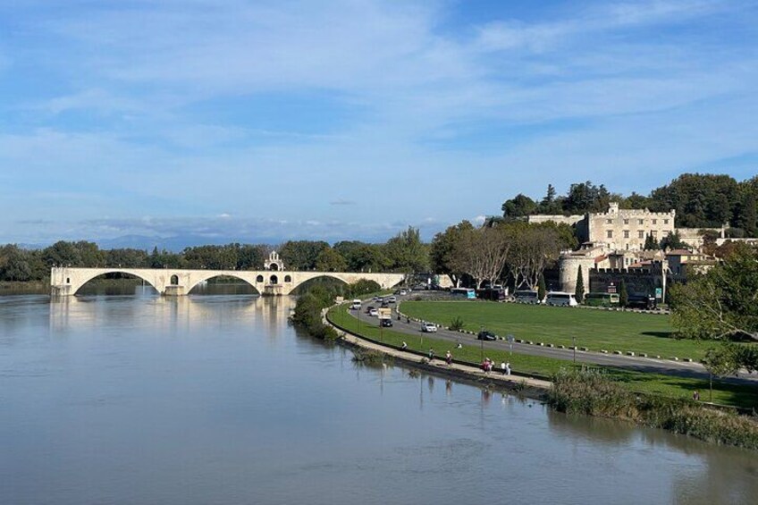 Bridge Saint-Benezet, Avignon, France. 4