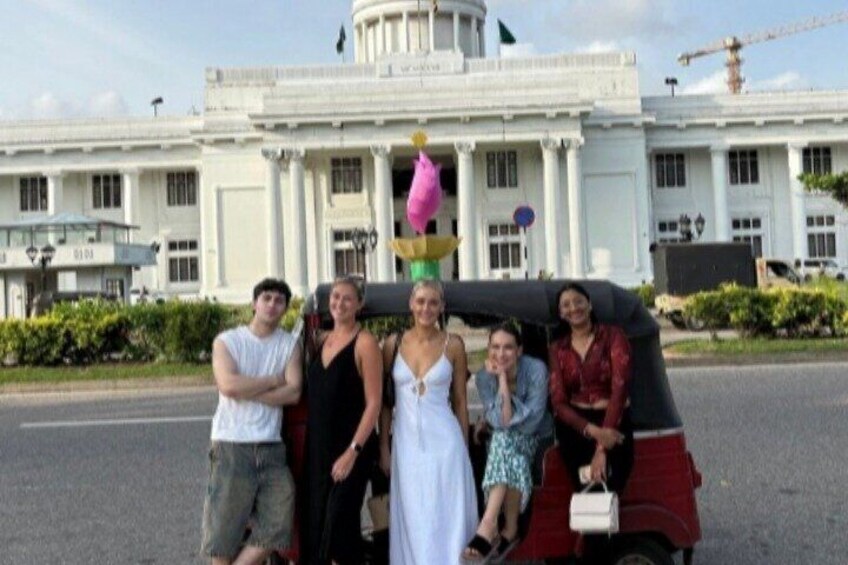 Colombo Tuk Tour(city,History,culture,religion,museum,shopping) 1
