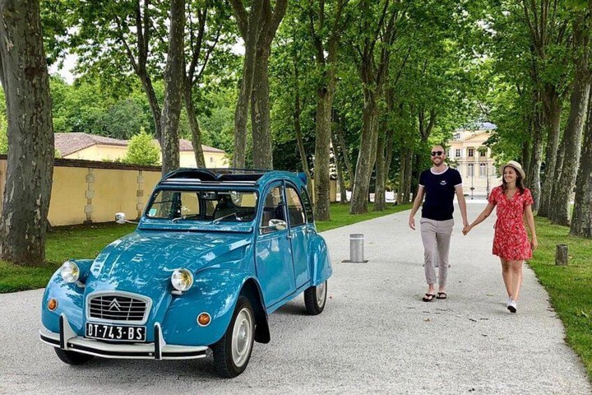 Private wine tour to Margaux in a classic car 1