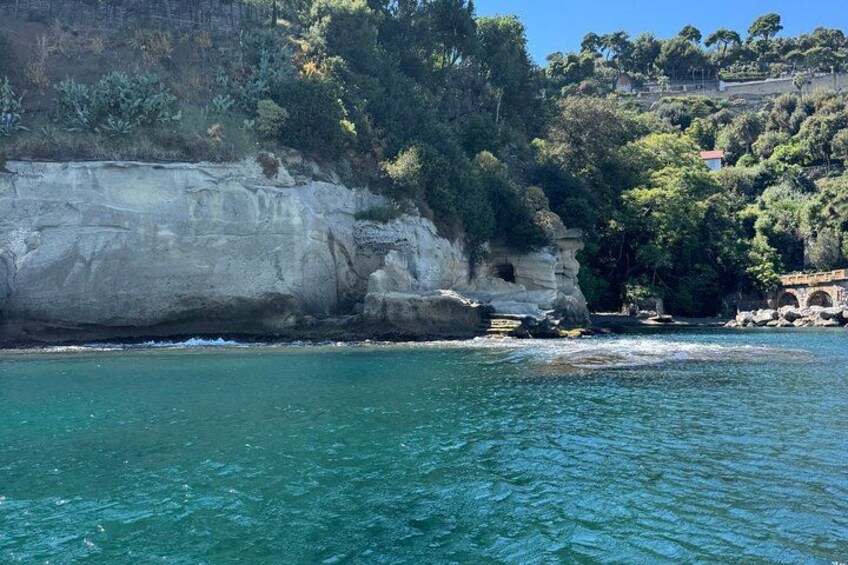 Boat experience along the coast of Naples and breathtaking views. 5