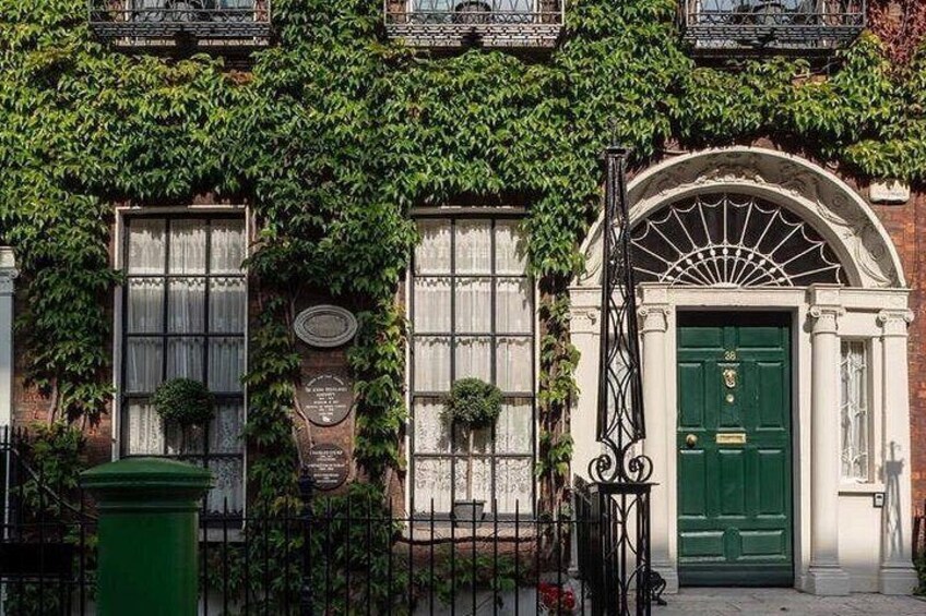Private Dublin Iconic Landmarks and Hidden Gems Tour 5