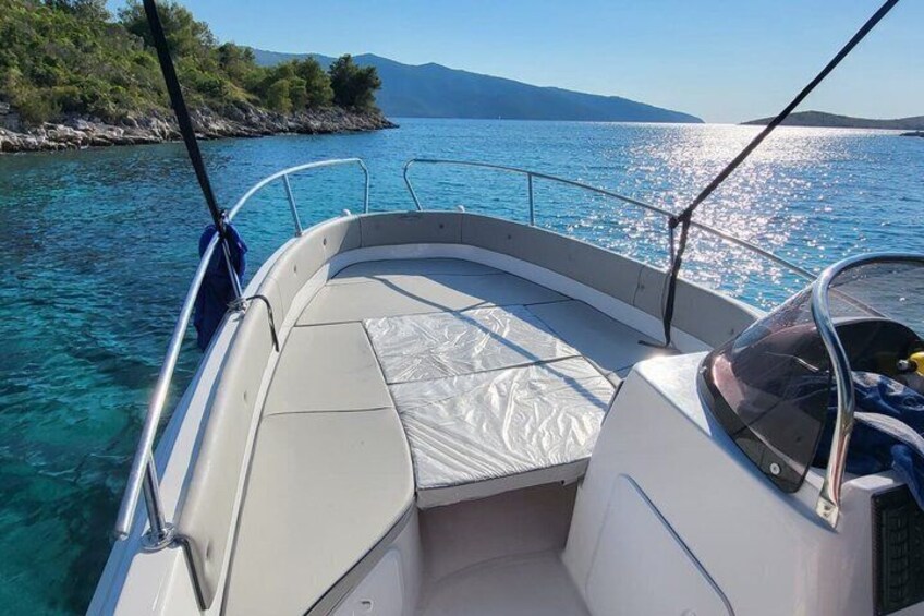 Exclusive Hvar Boat Tour Pakleni Island Red Rocks and Sunset tour 3