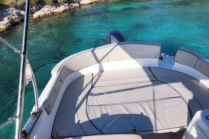 Exclusive Hvar Boat Tour Pakleni Island Red Rocks and Sunset tour 2