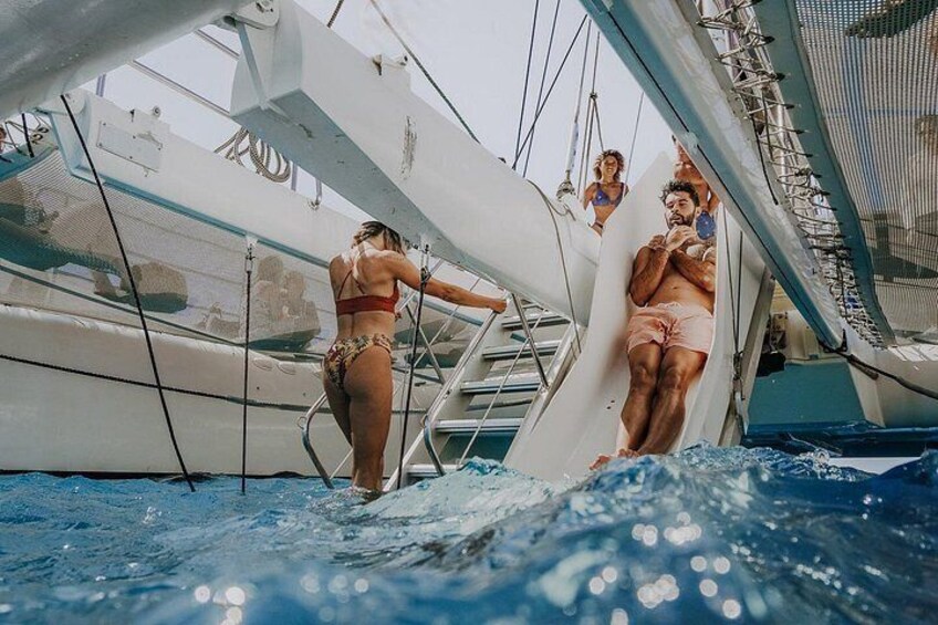 Catamaran slide 4