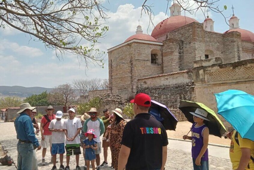 Starting the tour with Mitla's guide 4