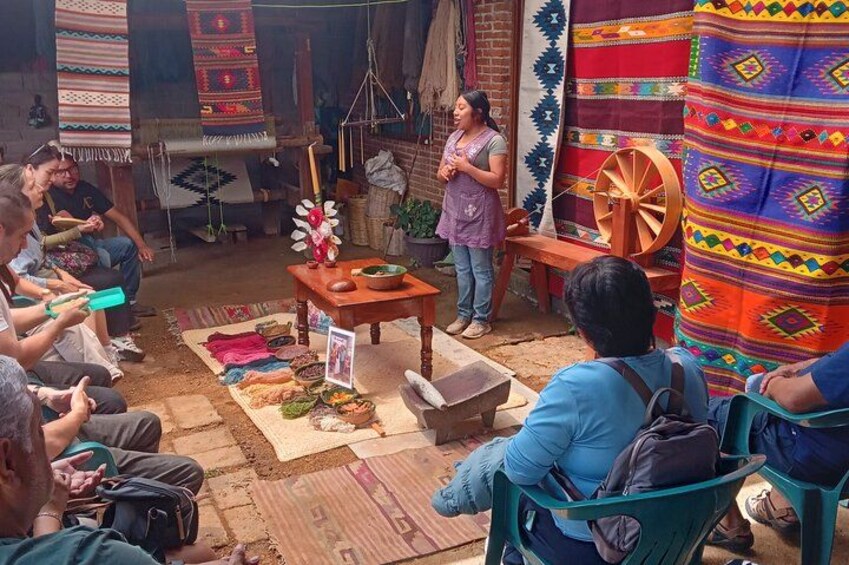 Exhibition of the tradition of beeswax candles 3