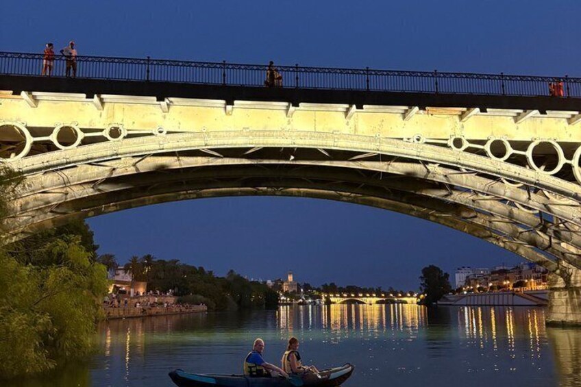 Sunset kayak tour in Seville 3