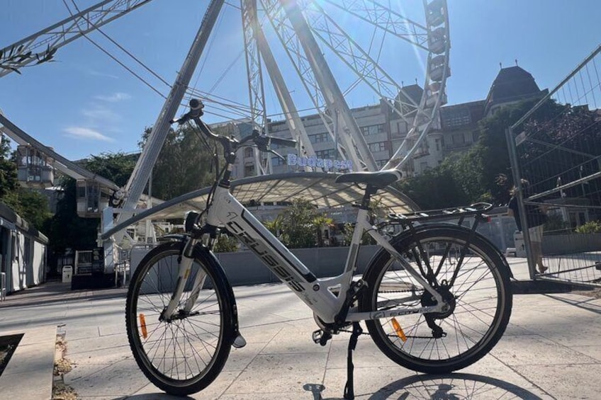 Budapest & Buda Castle E-bike Tour with a local guide 3