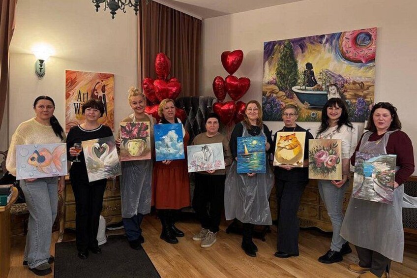 Art and Wine Sip and Paint Party in an Art Studio in Riga 2