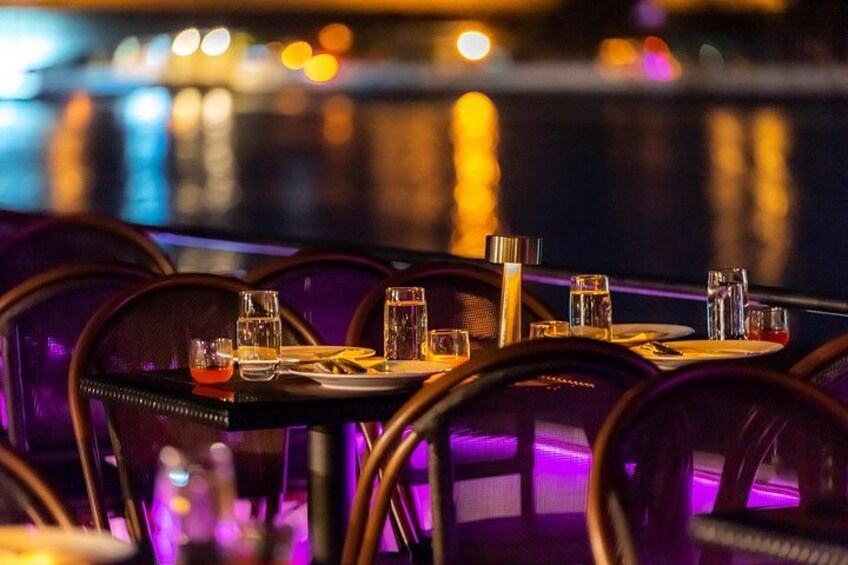 The Newest Luxury 5-Star Bangkok Chao Phraya Dinner Cruise 3
