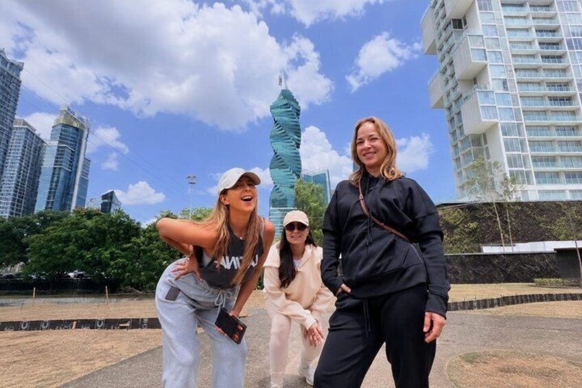 Panama Canal, Old Town and Amador : With Hotel Pickup 5