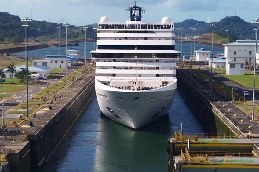 Panama Canal, City Tour, Old Town and Amador 2