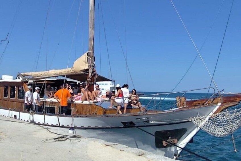 Argentina All Day SemiPrivate Cruise Seacave BlueLagoon Antiparos 3