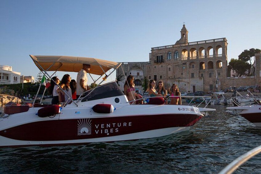 Monopolies: Shared Boat Tour 2