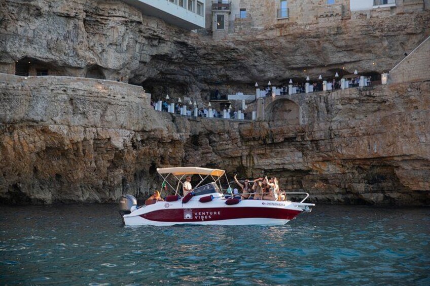 Monopolies: Shared Boat Tour 2