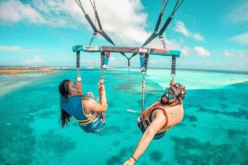 Full Parasailing Tour in San Andres Island 4