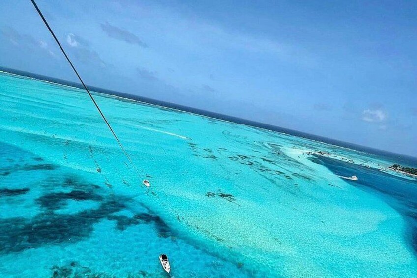 Full Parasailing Tour in San Andres Island 3