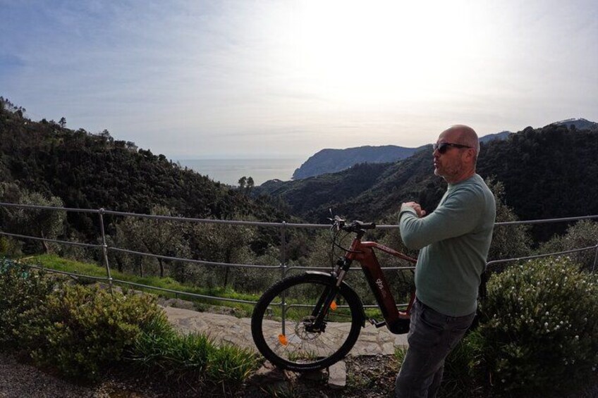 Wine trail by e-bike + aperitif on a farm 4
