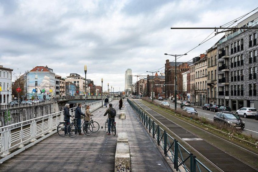 Brussels Private Bike Tour Highlights, Parks and Drinks 3