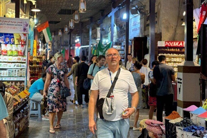 Customizable Shopping Tour Outlet Mall Gold Spice Souk AlSeef 4