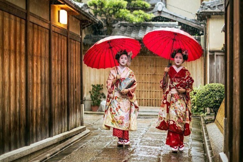 Kyoto: Gion Hidden Gems & Geisha Culture Tour 3