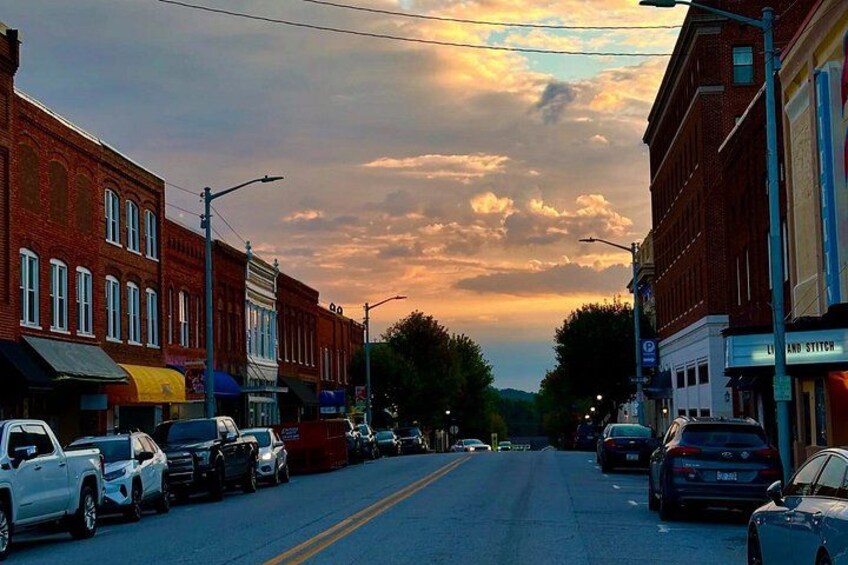 North Wilkesboro, NC Walking Food and History Tour 5
