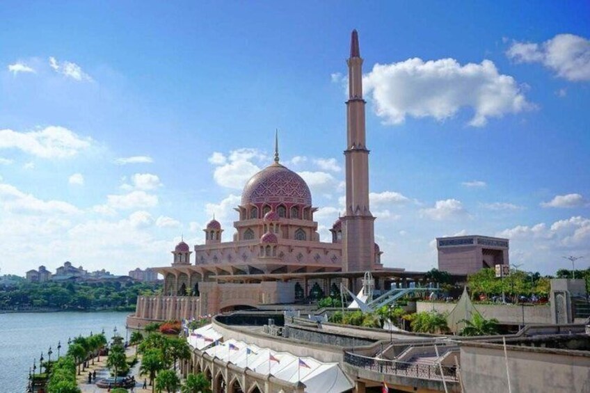 Putrajaya Pink Mosque & Blue Mosque Shah Alam Tour | Kuala Lumpur 4