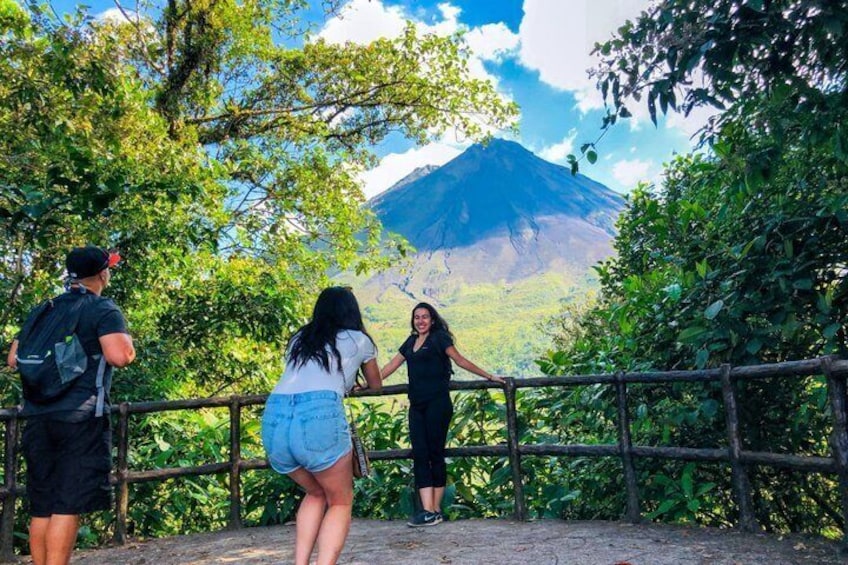Premium Adventure from San Jose Arenal Volcano Waterfall and Thermal 2