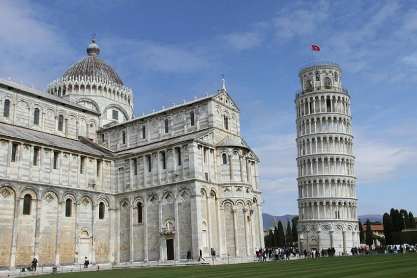 The Leaning Tower of Pisa and the Pisa Cathedral. 1